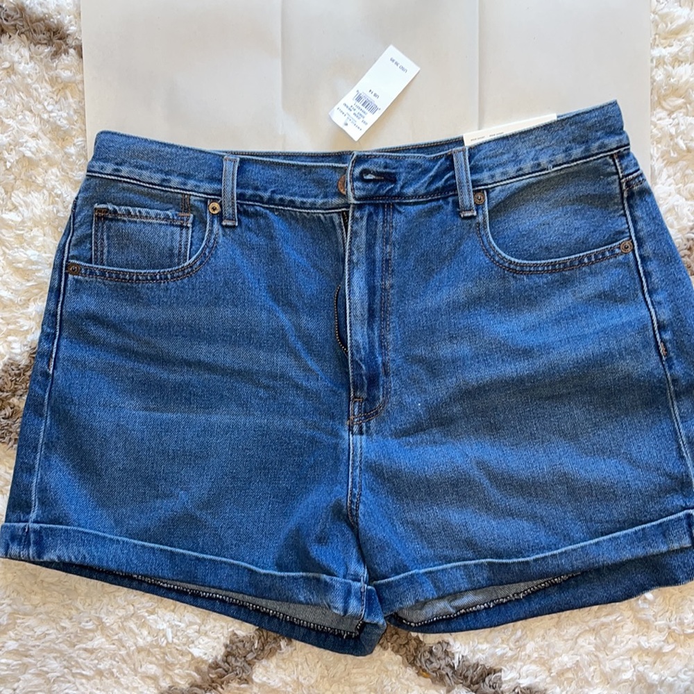 American Eagle Mom Shorts High Rise Size 14